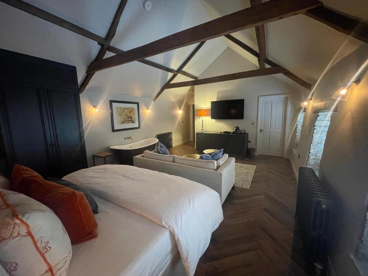 Bed and Breakfast The Hideaway Saint Brides Major Екстер'єр фото