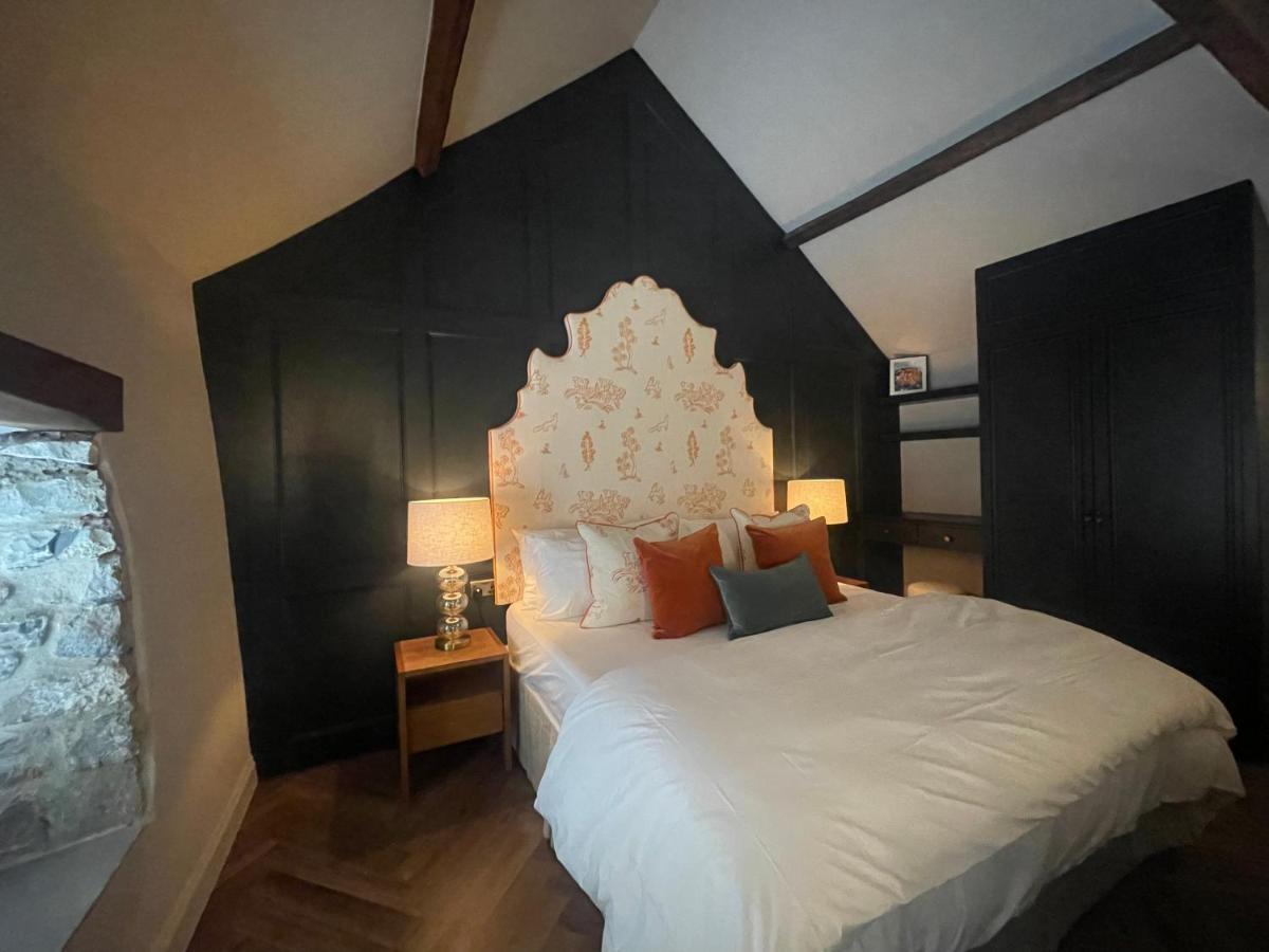 Bed and Breakfast The Hideaway Saint Brides Major Екстер'єр фото